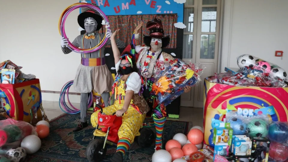 Campanha ‘Doe um Brinquedo e Ganhe Sorrisos’ é prorrogada até o 5 de outubro em Manaus