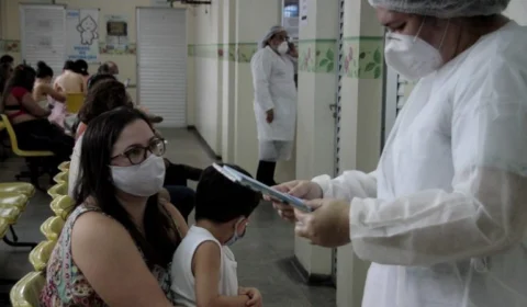 Mais de 20 tipos de vacinas estão disponíveis na ‘Campanha de Multivacinação’, em Manaus