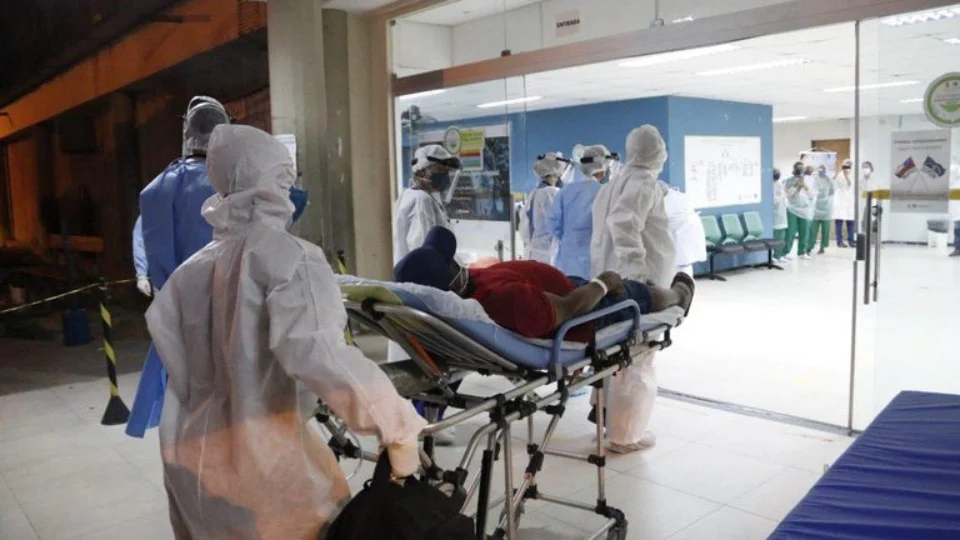 Pacientes que ignoram a vacina da Covid-19 já são 48% dos internados em hospitais de Manaus