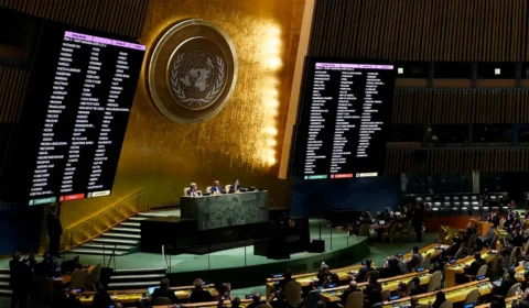 Com 141 votos a favor, ONU aprova resolução contra Rússia