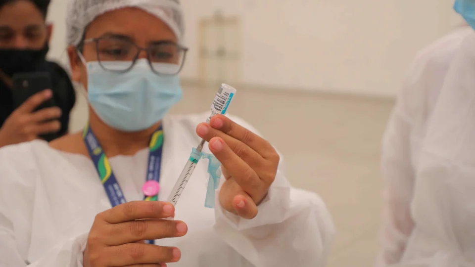 Manaus oferece 47 pontos de vacinação nesta segunda-feira