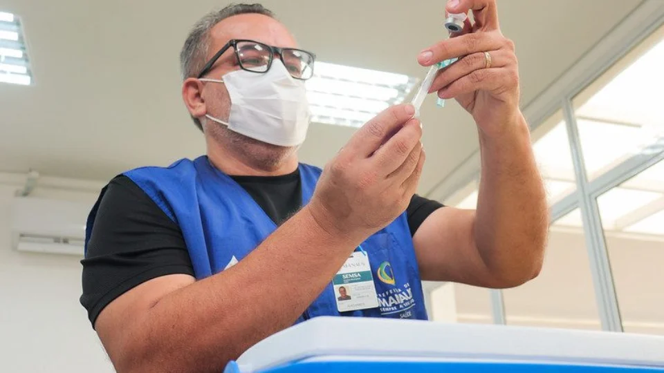 Manaus terá 56 pontos de vacinação contra covid nesta segunda