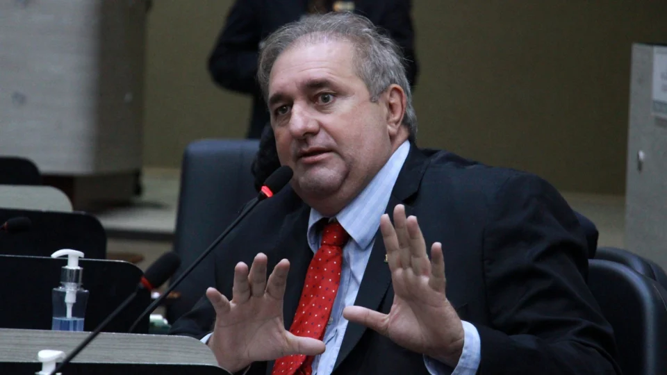 Vereador Sandro Maia tem mandato cassado em Manaus