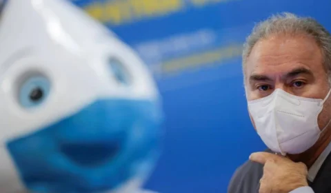 Brasil já enfrenta uma terceira onda da pandemia da Covid-19, afirma Queiroga