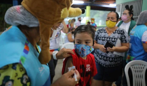 Manaus oferece mais oito pontos de vacinação para o público de 12 anos neste sábado
