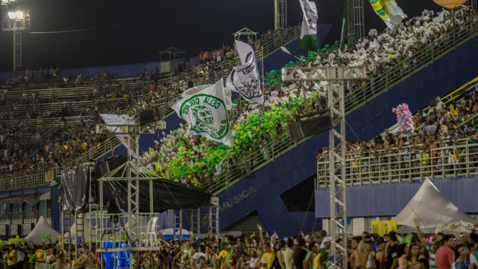 Carnaval 2022: desfiles no Sambódromo de Manaus permitirão entrada de até 3 mil pessoas