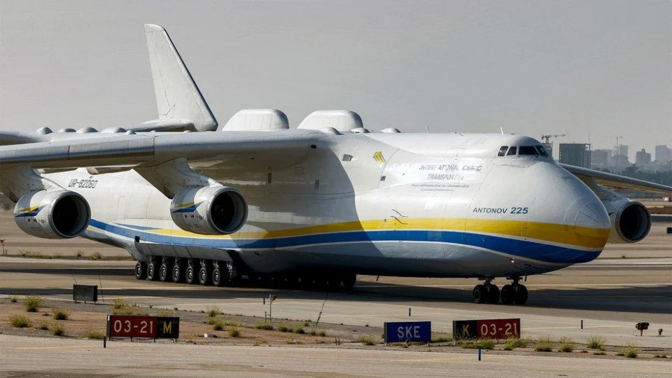 Antonov-225, maior avião do mundo, é destruído em ataque da Rússia na Ucrânia