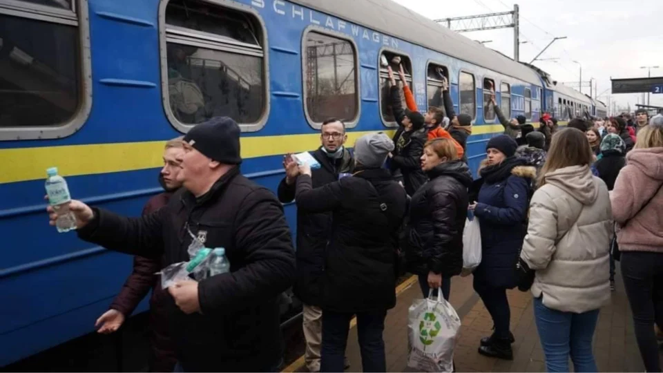 Mais de 400 mil deixaram a Ucrânia em razão da invasão russa, diz ONU