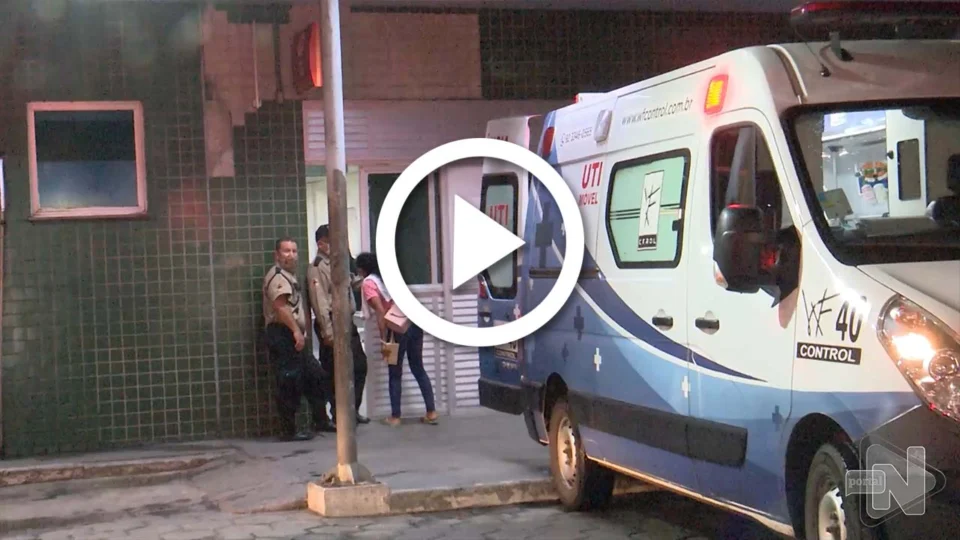 VÍDEO: homens são atingidos por raio e sobrevivem na Zona Norte de Manaus