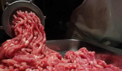 Governo propõe regras de qualidade para venda de carne moída