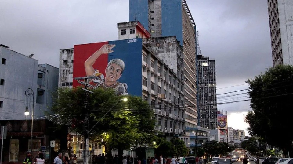 Mural em homenagem ao cantor Zezinho Corrêa é inaugurado no Centro de Manaus; veja fotos