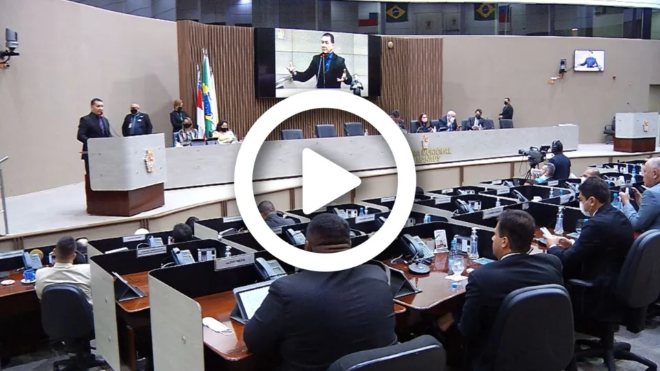 VÍDEO: folga de 11 dias dos vereadores de Manaus gera críticas da população