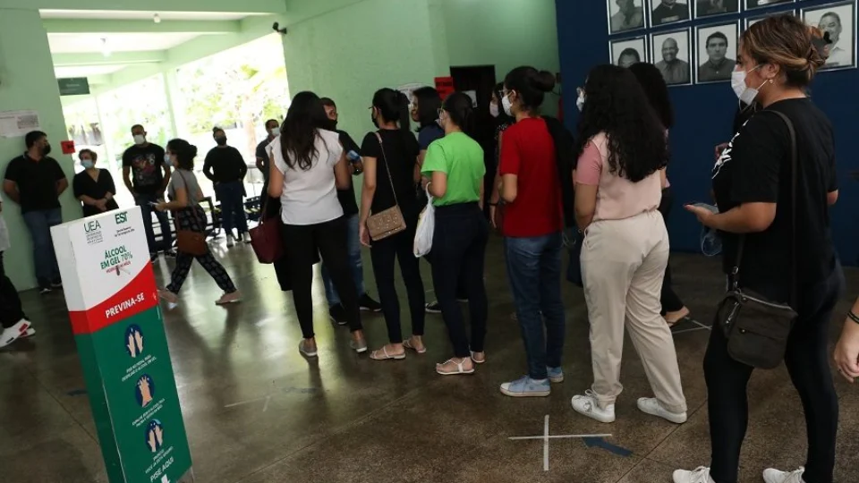 Vestibular UEA 2021: questões de Conhecimentos Específicos e Redação são aplicadas nesta segunda-feira