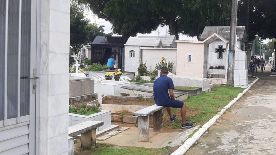 Pessoas não vacinadas ou com doses atrasadas representam 62,5% das mortes por Covid-19 no Amazonas