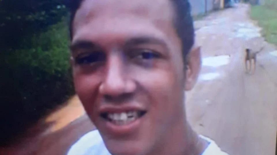 Mãe procura filho que ‘sumiu’ após sair de casa no município de Iranduba-AM