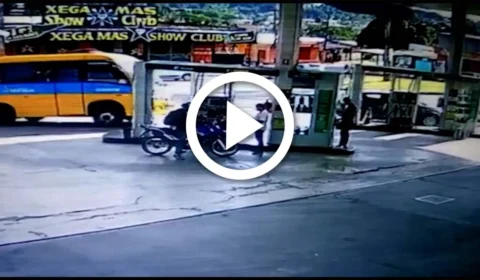 VÍDEO: micro-ônibus amarelinho invade posto em Manaus