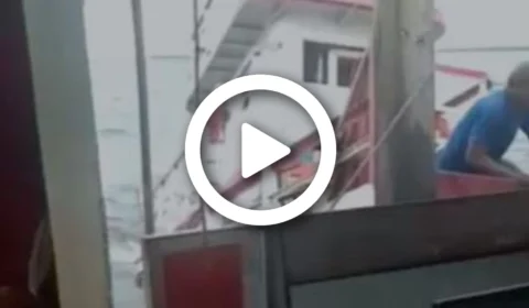 VÍDEO: veja o momento quando empurrador afunda em frente ao Porto da Ceasa, na Zona Sul de Manaus