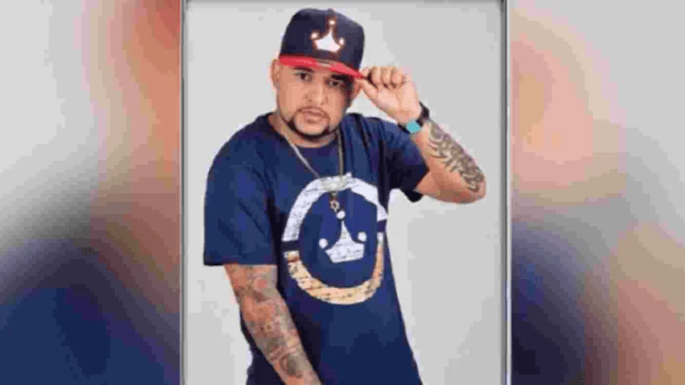 Cantor de bregafunk Mc Bocó do Borel é morto a tiros em Pernambuco