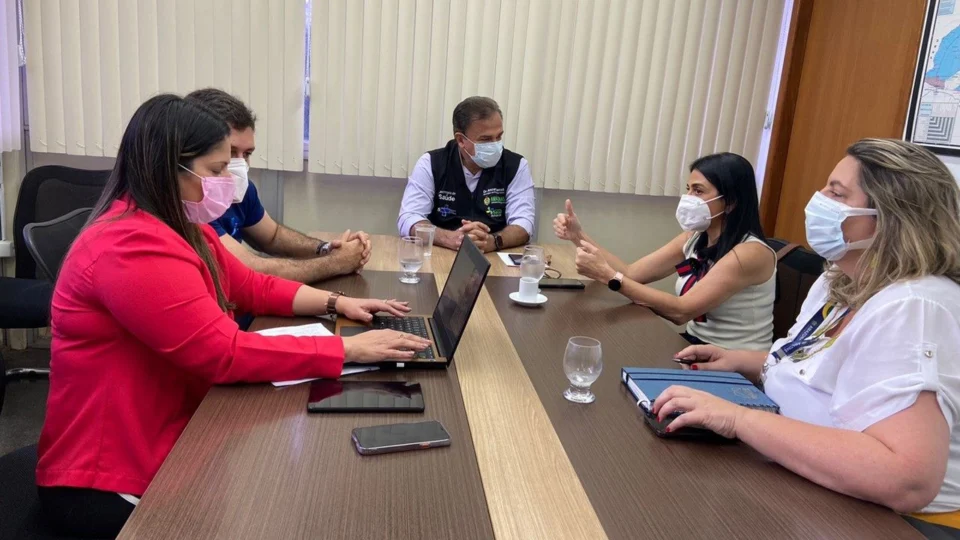 Prefeitura e Governo do Amazonas discutem regras para flexibilizar o uso de máscaras em Manaus