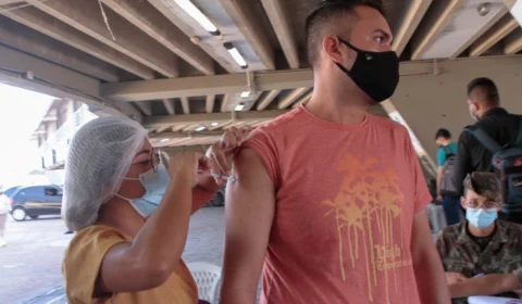 Manaus conta 39 pontos de vacinação contra a Covid-19 até sexta-feira