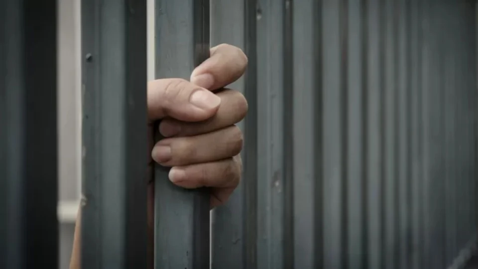 Dupla é presa suspeita de estuprar menina de 13 anos no Zona Leste de Manaus