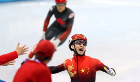 Olimpíadas de Inverno: China conquista primeira medalha de ouro