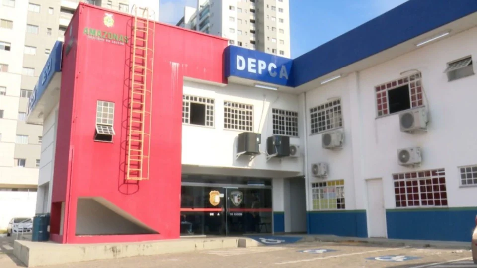 Suspeito de estupro, idoso de 85 anos oferecia R$ 2 a criança de 10 anos, diz polícia do AM