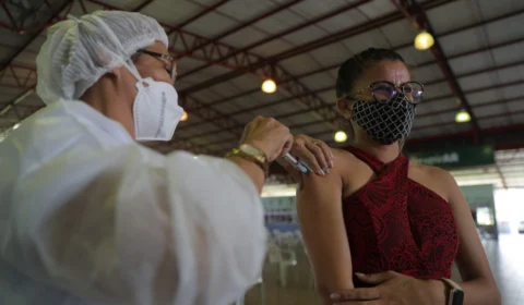 Manaus oferece 23 pontos de vacinação neste sábado