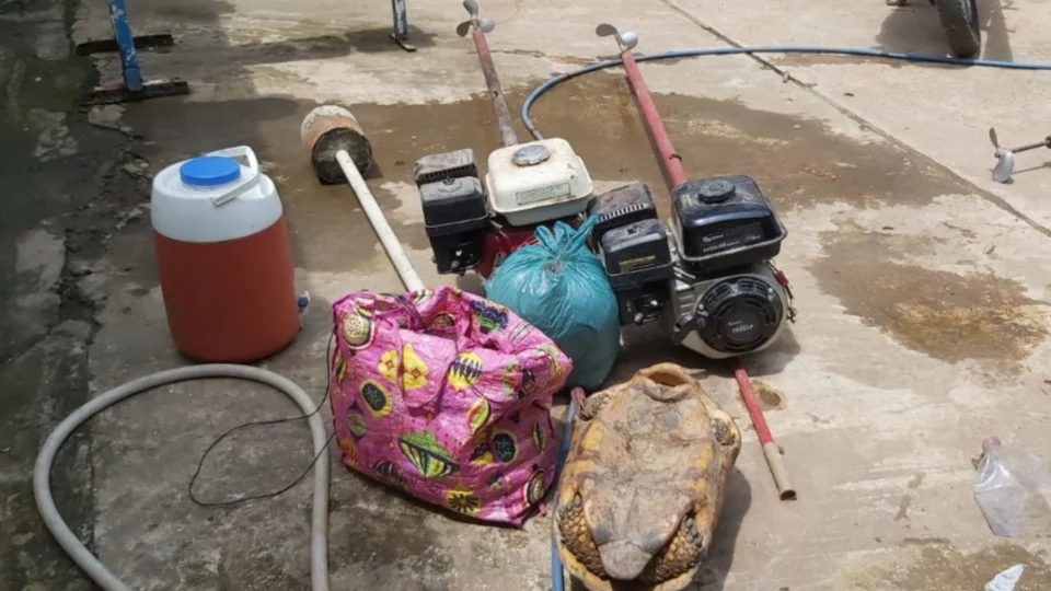 Cinco pessoas são presas por receptação de motores e redes de pescas, em Tapauá-AM