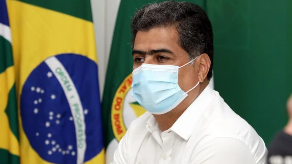 Prefeito de Cuiabá é afastado após denúncia de atos ilícitos na Secretaria Municipal de Saúde