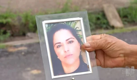 VÍDEO: pai de mulher assassinada por corrigir erro de português em Manaus lamenta morte da filha: ‘Uma discussão fútil’