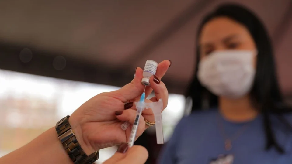 COVID-19: confira os pontos de vacinação neste sábado, em Manaus