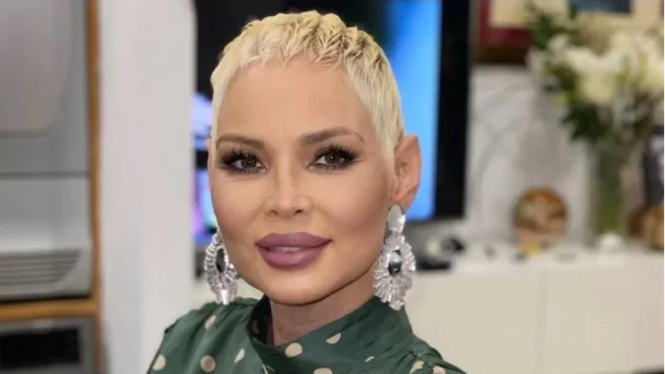 Após lutar contra câncer, atriz e trans Isabel Torres morre aos 52 anos na Espanha