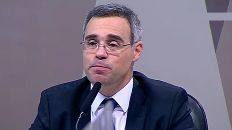Assista à sabatina de André Mendonça no Senado