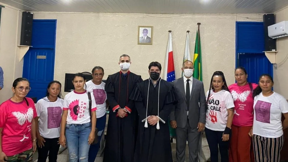 Homem que matou companheira porque ela teria demorado a voltar do aniversário da filha é condenado a 20 anos de prisão, no AM