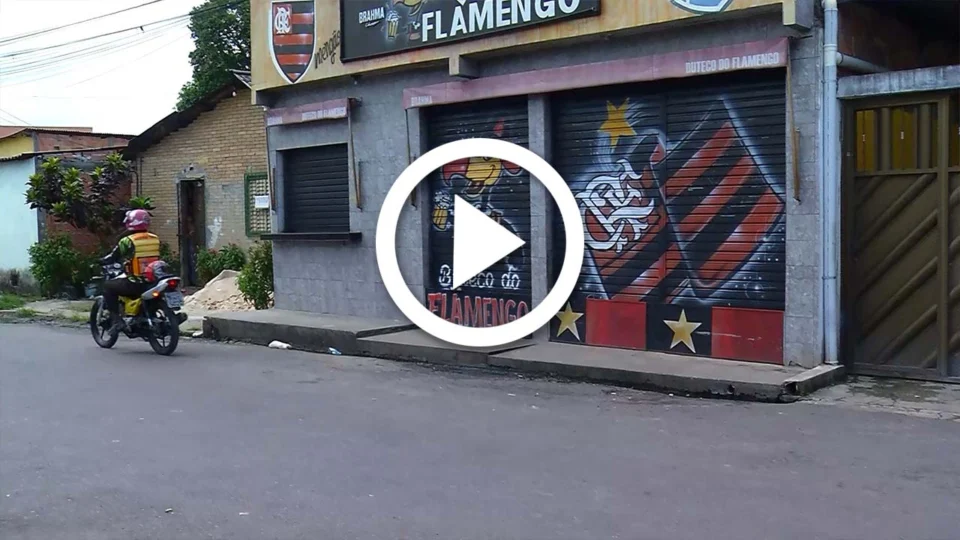 VÍDEO: torcedor é assassinado em bar do bairro Grande Vitória durante transmissão do jogo entre Flamengo e Palmeiras, em Manaus