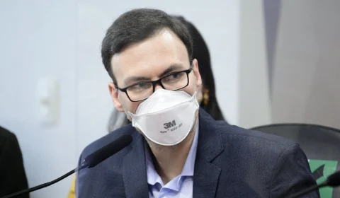 ‘Prevent Senior proibia profissionais de usarem máscara’, diz médico à CPI