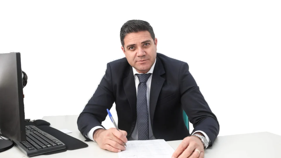 Polícia investiga execução de vereador baleado em SP e apura se crime teve motivação política