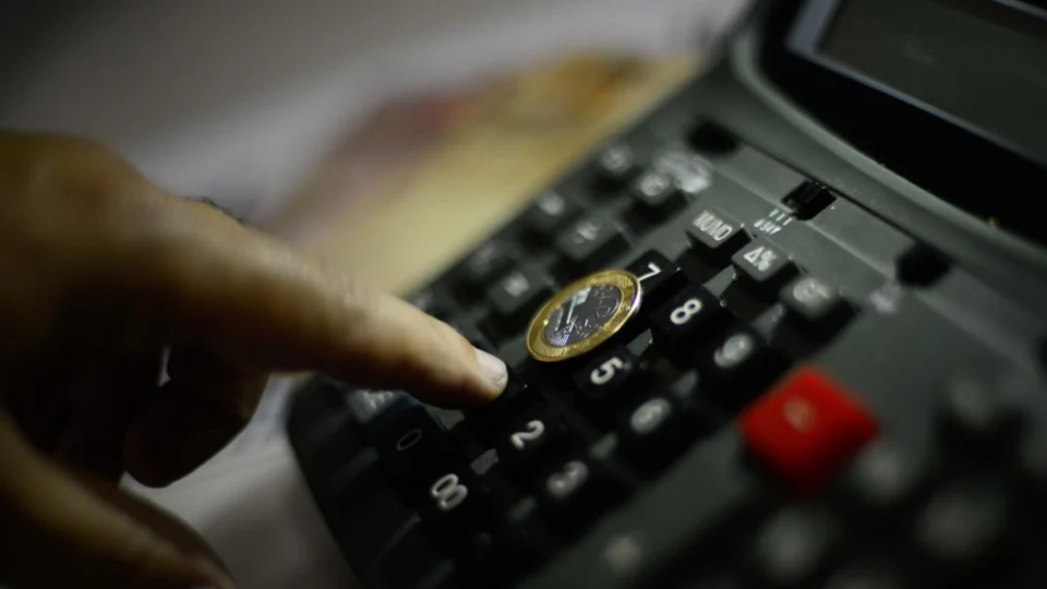 Com 52,30% da população adulta inadimplente, Amazonas é o estado mais endividado do país, diz Serasa