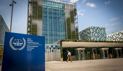 Tribunal de Haia recebe denúncia da CPI da Pandemia contra Bolsonaro por crime contra a humanidade