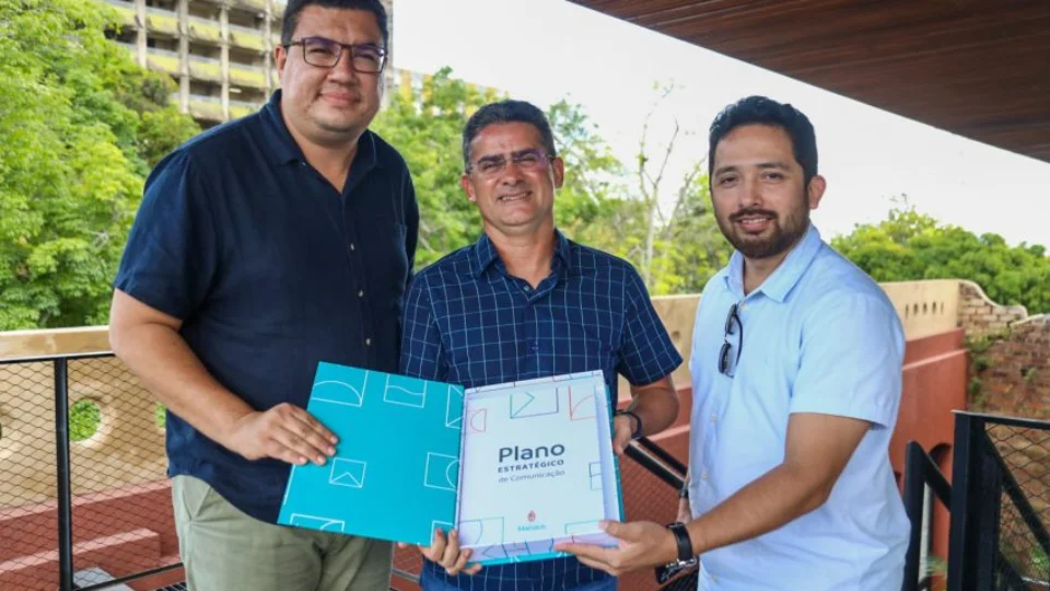 Israel Conte assume a Semcom, e David Almeida planeja outras mudanças no secretariado da Prefeitura de Manaus