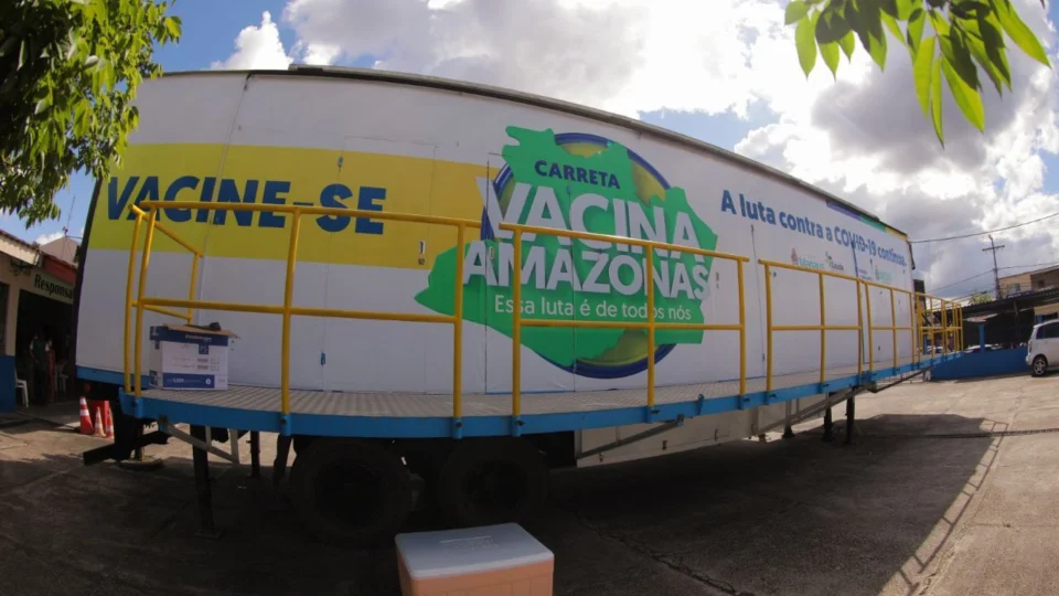 Carreta Vacina Amazonas fica até a próxima sexta-feira no bairro Nova Vitória, Zona Leste de Manaus