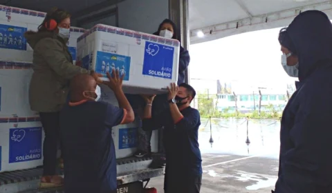 Amazonas recebe mais de 80 mil doses de CoronaVac nesta quarta-feira