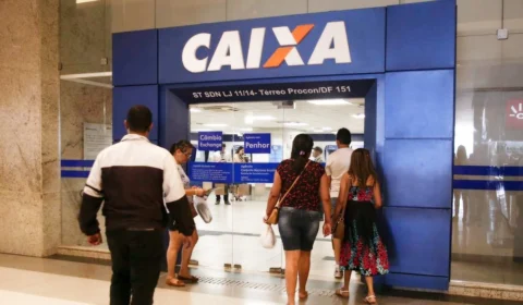 Caixa empresta até R$ 1 mil para negativados e R$ 3 mil para MEI, anuncia banco