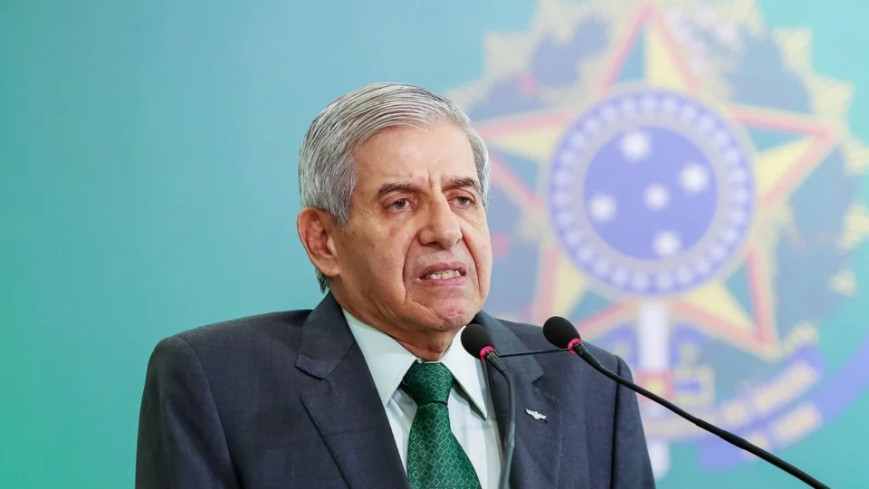 Governo recua e suspende autorização para mineração de ouro na Amazônia