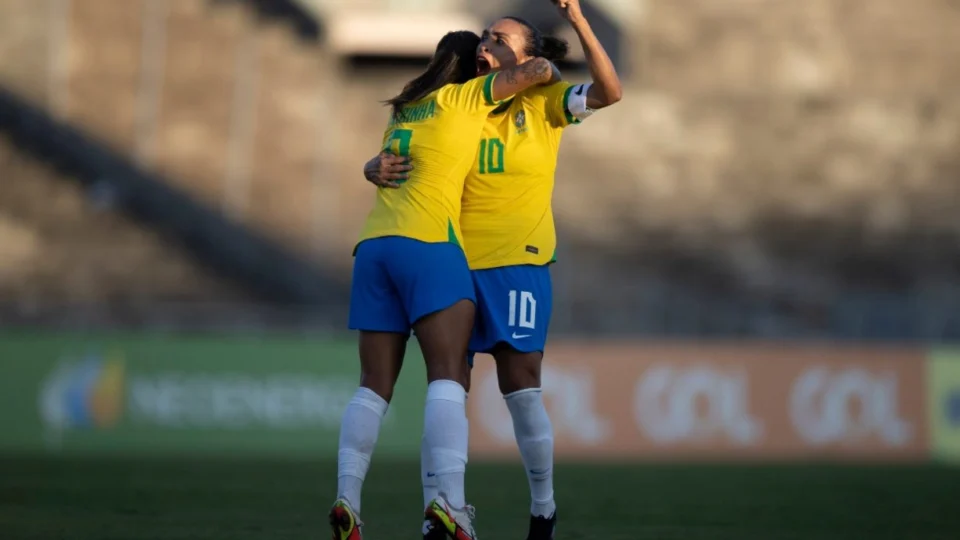 Brasil bate Argentina de 4 a 1 em amistoso no estádio Almeidão, em João Pessoa
