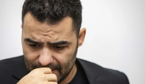 Pedido de cassação de Arthur do Val reúne parlamentares de 5 partidos