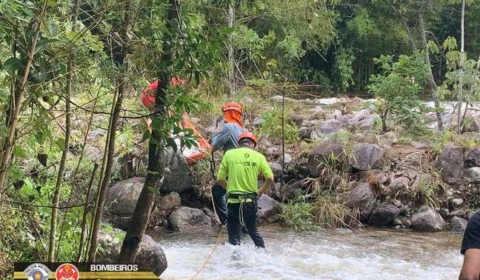 Cabeça d’ água atinge cidade de Lavrinha-SP e provoca três mortes