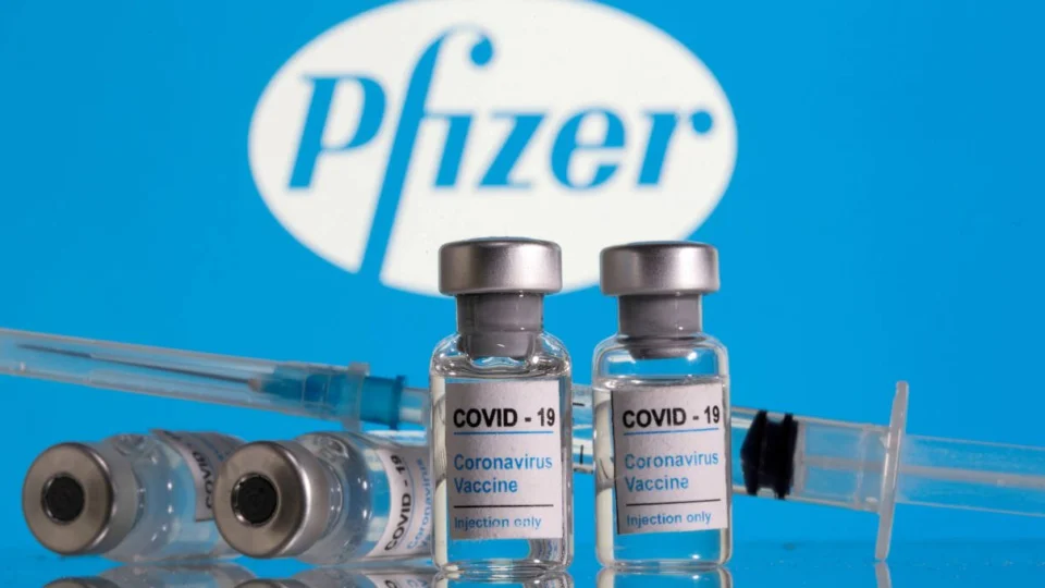 Mais de 5 milhões de doses de Pfizer chegam ao Brasil