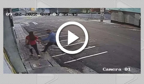 VÍDEO: mulher é assaltada a caminho do trabalho no Centro de Manaus